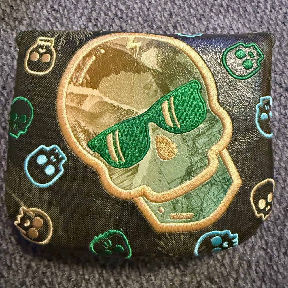 New SWAG Golf Mallet Cover